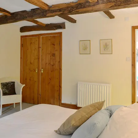 Riven Oak Crosthwaite